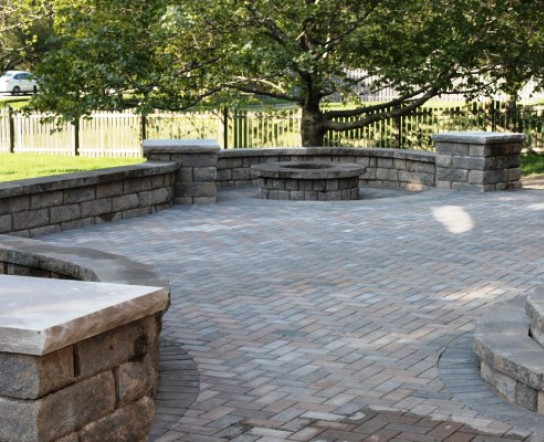 Family Replaces Old Deck With New Paver Patio Angie S List Family Replaces Old Deck With New Paver Patio