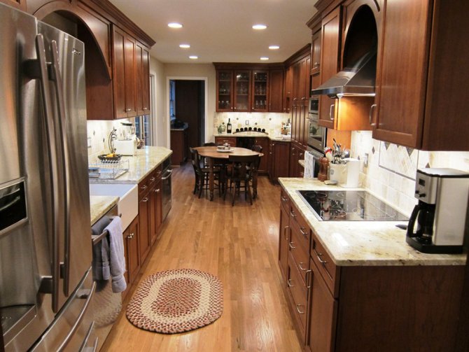 Kitchen Remodel With Granite Countertops And Travertine Tile