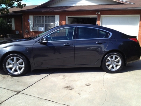 Mobile auto businesses, like detailing, oil change and mechanical services, can come to your home or office. (Photo courtesy of member Brandon D., Albuquerque, N.M.)