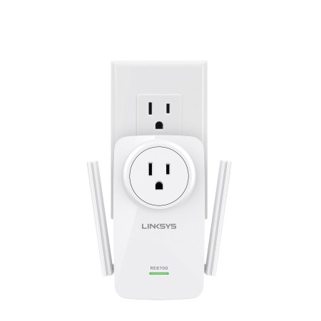 This Linksys RE6700 range extender offers Spot Finder technology to help you optimize its placement. (Photo courtesy of Linksys)