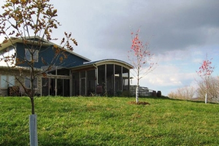 This house was custom built into the side of a hill with a geothermal system. (Photo courtesy of Angie’s List member Suzan E. of West Branch, Iowa)