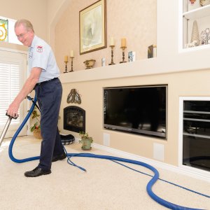 Spring Cleaning Carpet 2 Ways To Diy Clean Mama How To Remove Salt Stains From Carpets And Floors