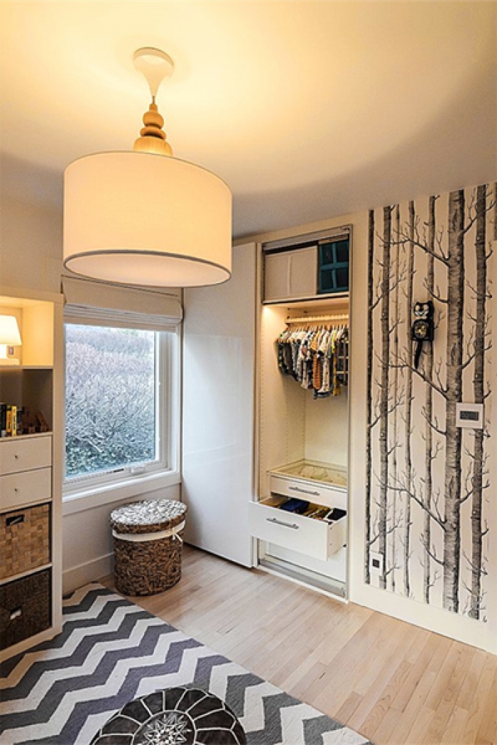 How to Put Up Wallpaper on an Accent Wall Angie's List