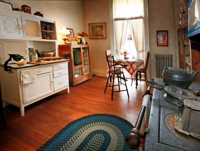 the danville indiana sheriff residence with antique furniture