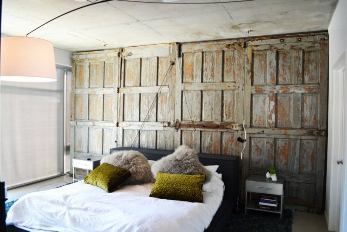 Turn A Bedroom Into The Ultimate Sleeping Room Angie S List Guest Bedroom With Barnwood Wall