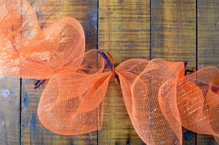 mesh loops for Halloween garland