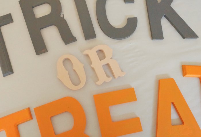 painted letters for DIY decoration