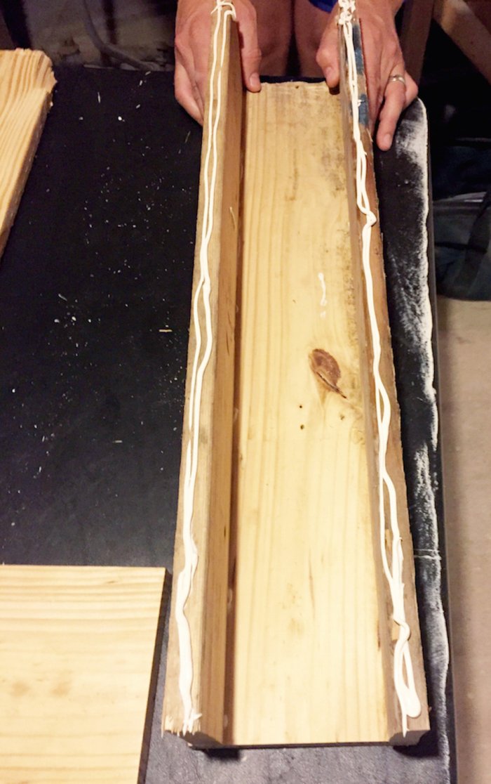 DIY floating shelf