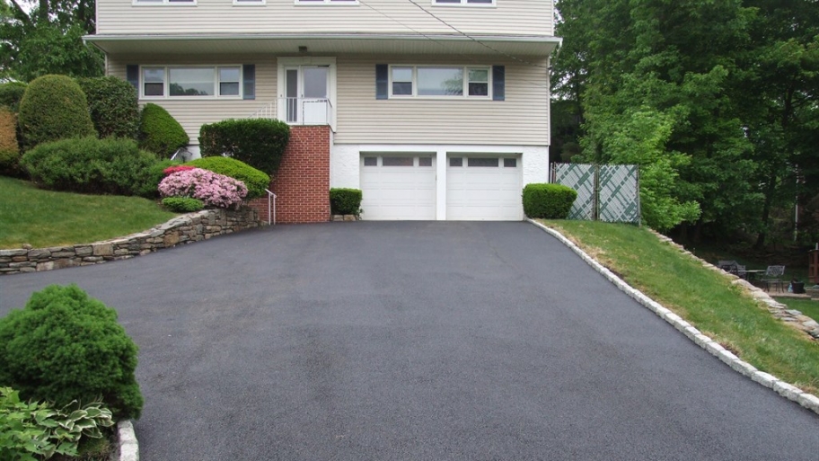 How Much Does it Cost to Seal an Asphalt Driveway? Angie