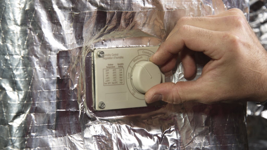Hand adjusting HVAC control