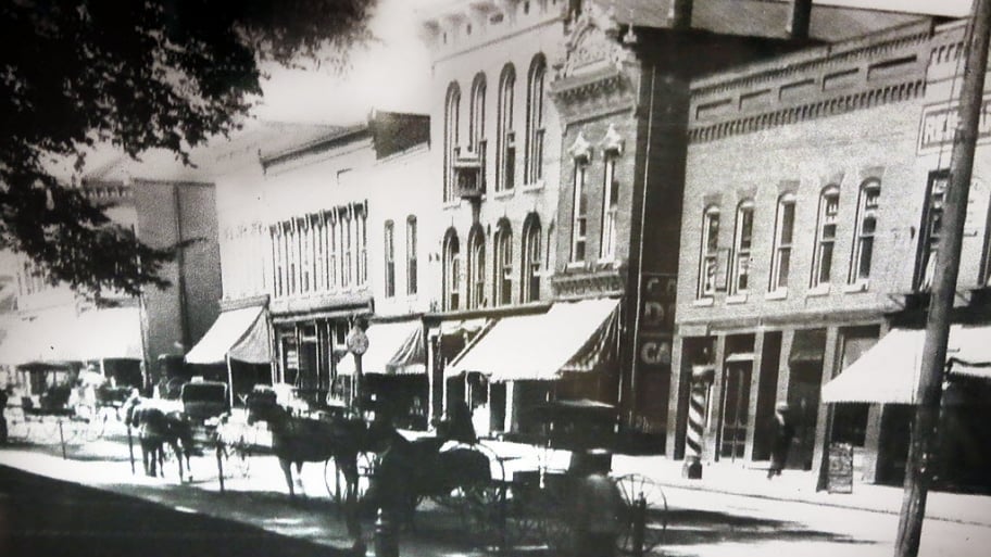 1800s street scene in danville indiana