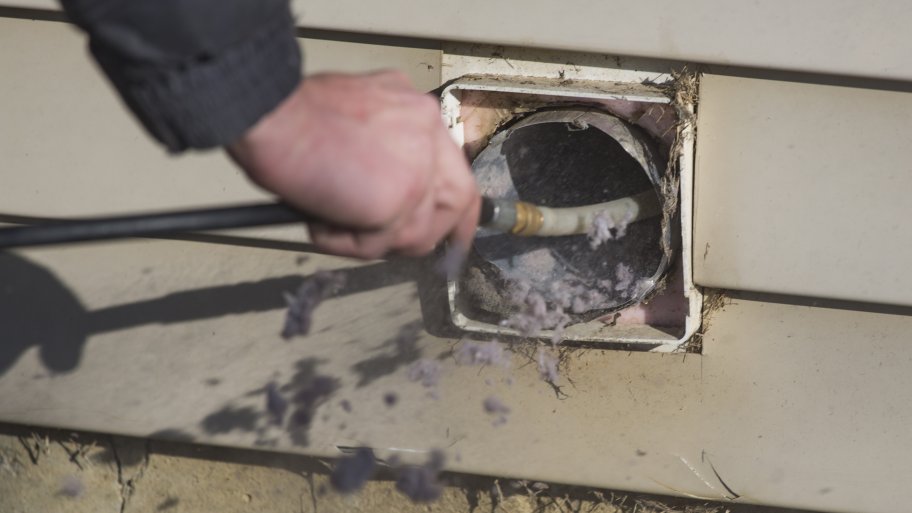 Hiring Vs Diy Dryer Vent Cleaning Angie S List Diy Dryer Vent Cleaning