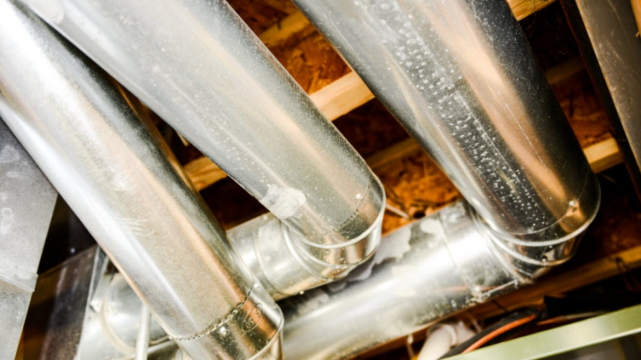 How To Hire A Ductwork Contractor Angie S List Air Ducts