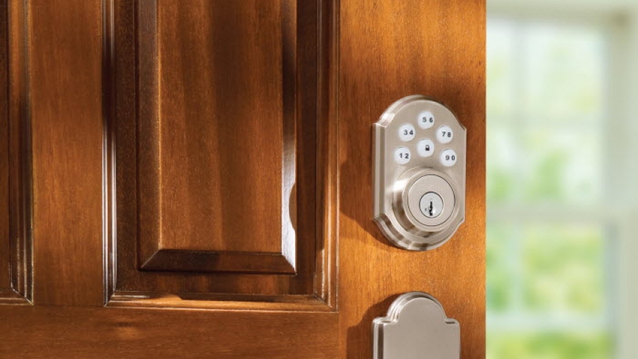 The Key to Picking a Trusted Locksmith | Angie\'s List The Key to Picking a Trusted Locksmith | Angie\'s List