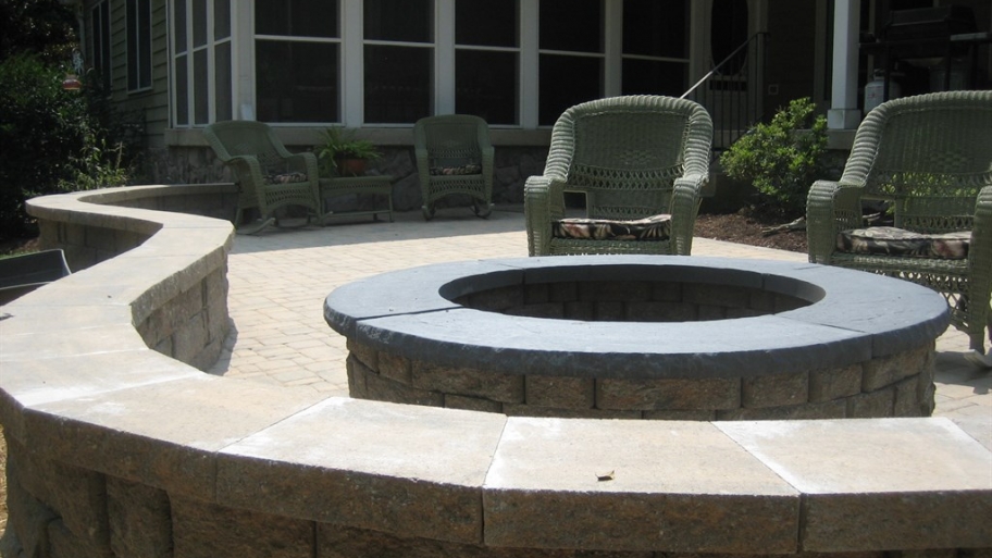 Outdoor Fireplaces And Fire Pits Angie S List Fire Pit Virginia