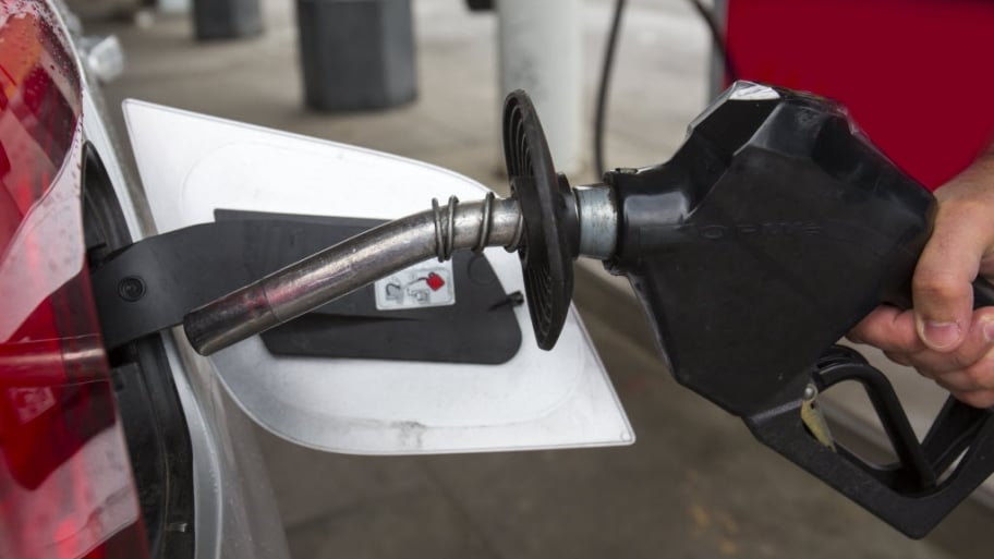 Gas pump