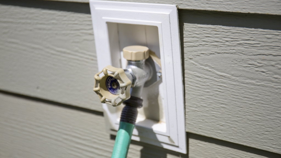 Hose Bib Leaks Common Fi For Plumbers Angie S List Hose Bib Leaks Common Fi For Plumbers