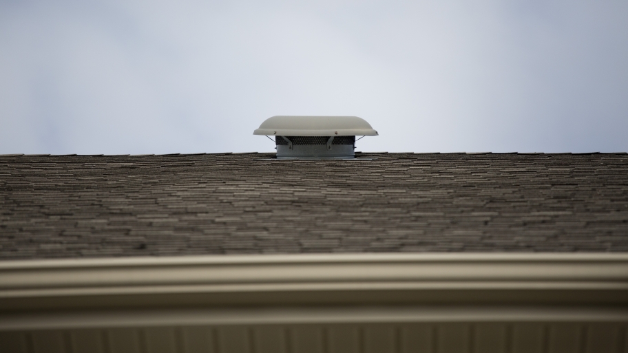 roof with vent