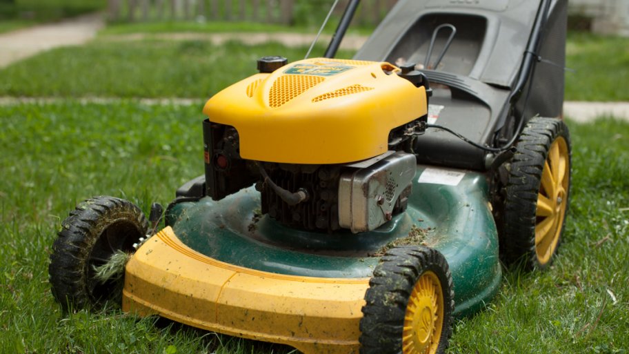 How To Prevent Lawn Mower Fires Angie S List How To Prevent Lawn Mower Fires