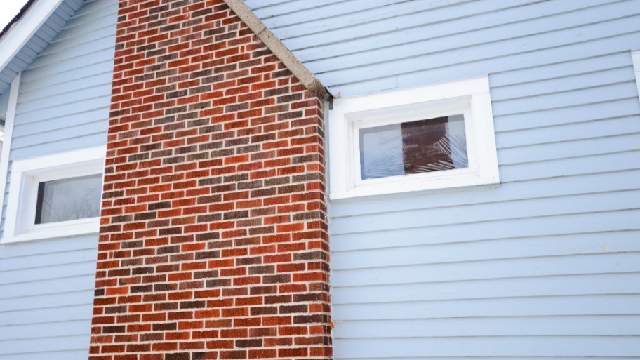How To Get Animals Out Of Your Chimney Angie S List In The Event Of An Animal Such As A Bat Invading Your Chimney Licensed Removal Expert Should Be Called To Tackle Problem