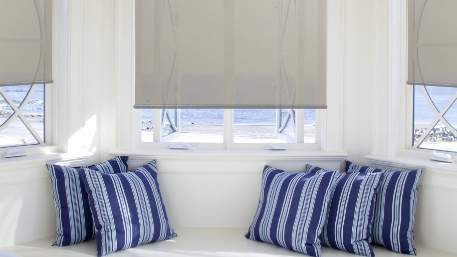 Best Window Treatments For Bay Windows Angie S List Best Window Treatments For Bay Windows