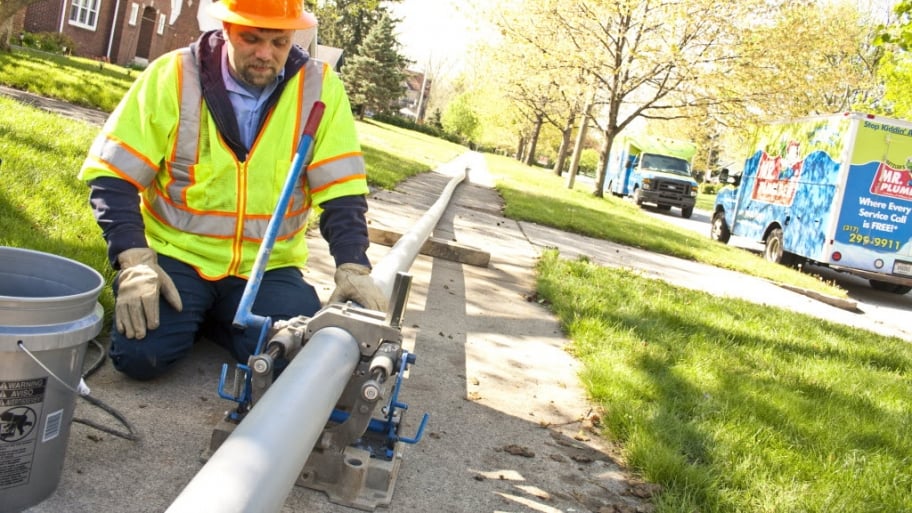 utility hookup costs for new home construction ontario