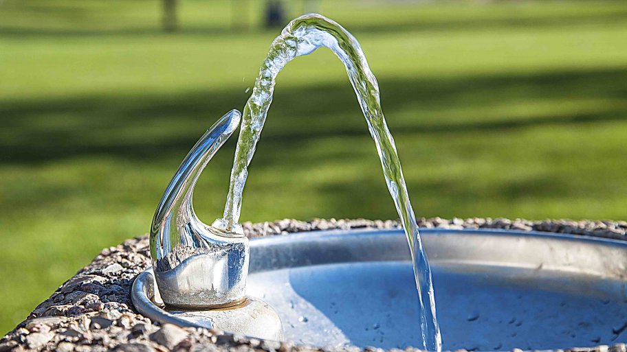 water drinking fountain