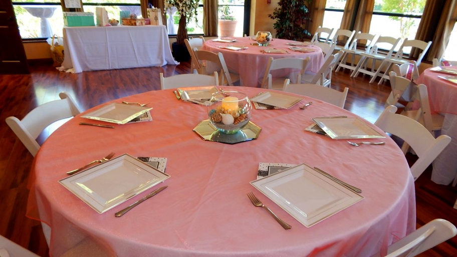 bridal shower table