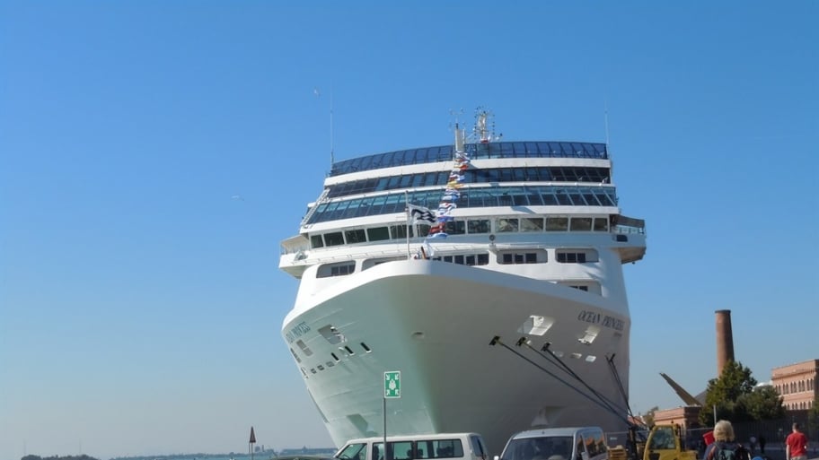 Cruise ship