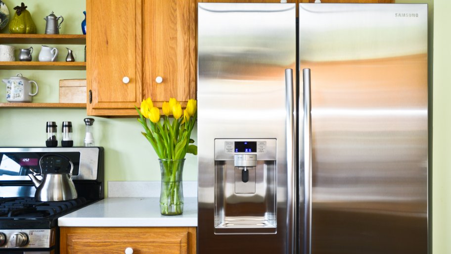 Refrigerator Smells How To Stop And Prevent Fridge Odor