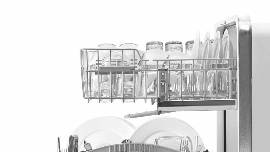 Dishwasher Review Whirlpool 24 Inch Built In Dishwasher With Accusense Soil Sensor In Stainless Steel Wdf320pads Angie S List