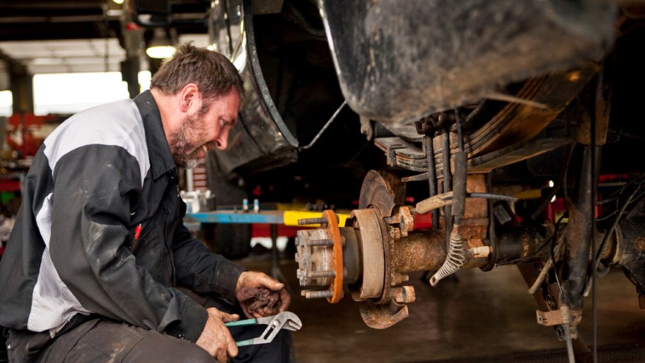 to how mechanic videos Mechanic Right Angie's  Find the How  To List Auto