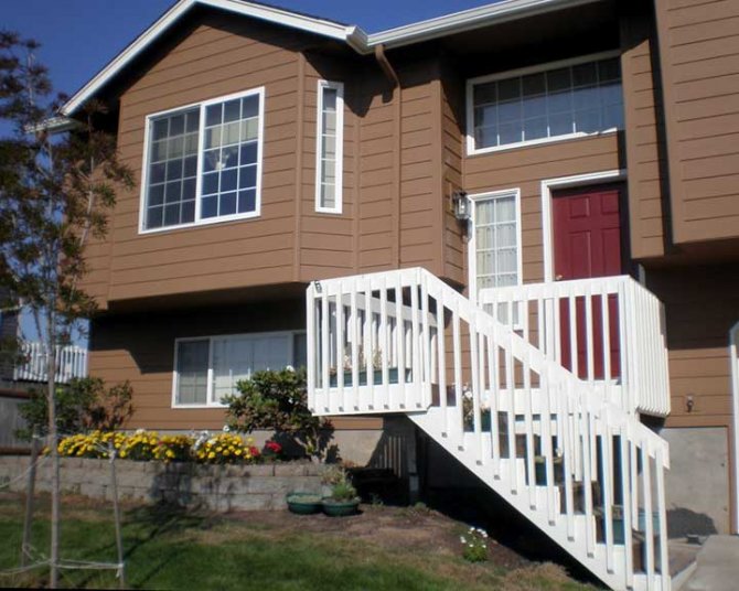 red front door brown house entrance brown house with red front door angies list red front door brown house entrance brown house with red front door angies list