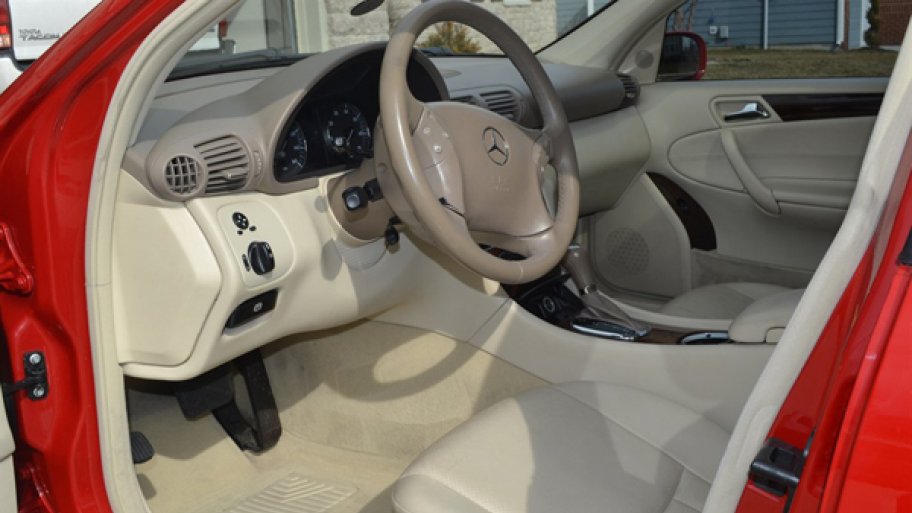 Replace Car Carpet Cost Windshield Replacement Fa0e7b1a 95e4 6d49 847a Ff000014aa5a