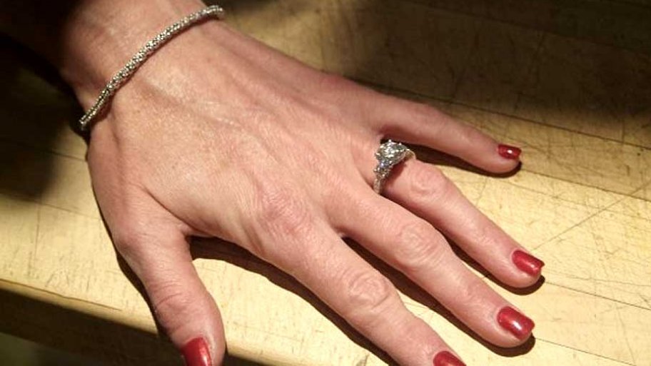 Jewelers Jewelry Repair Angie S List Special Considerations Must Be Given When Ing Caring For And Appraising Fine Jewelry A